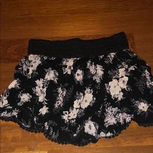 Angie Flowy Flower Shorts